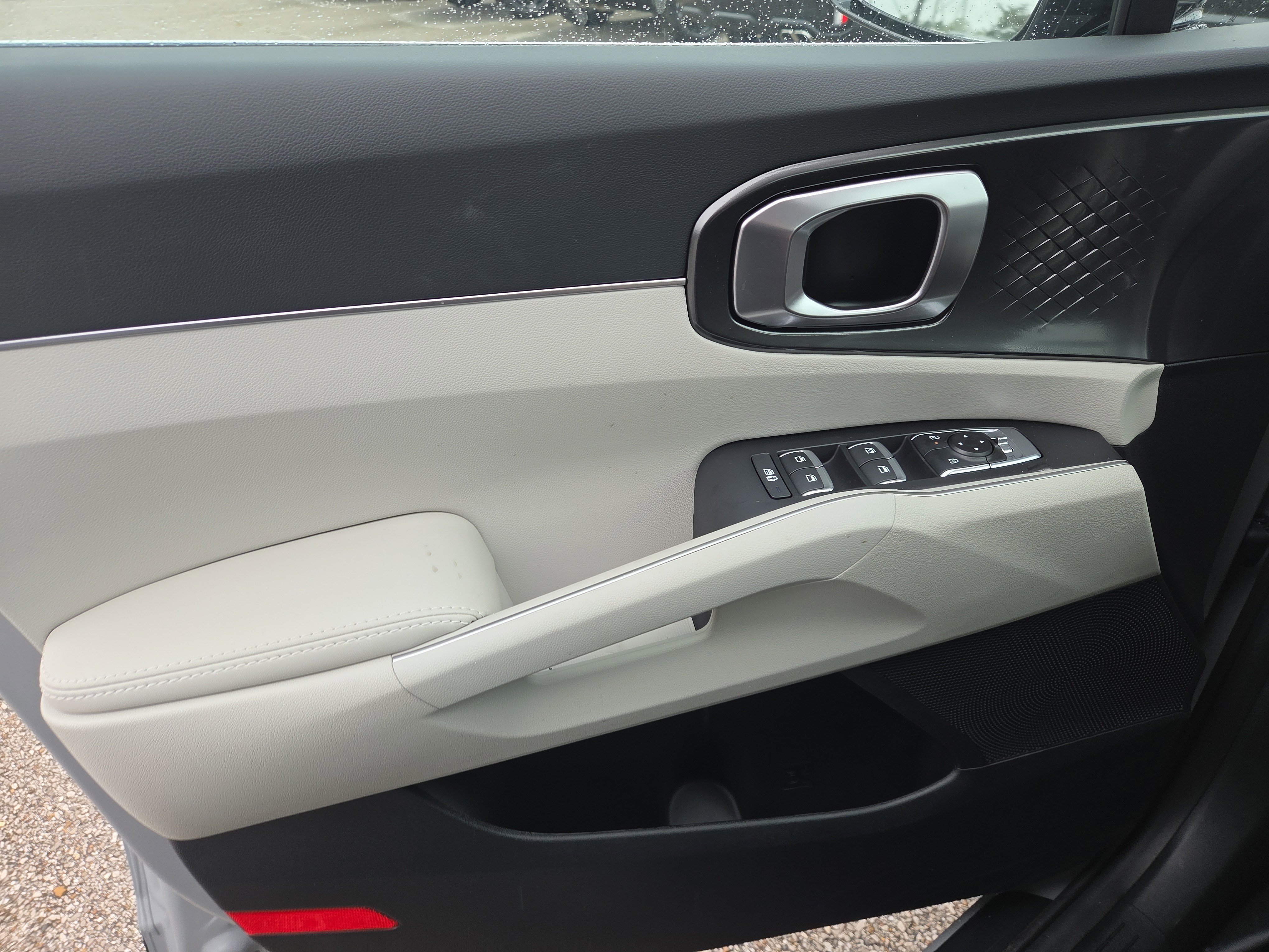 New 2026 Kia Sorento S image 9