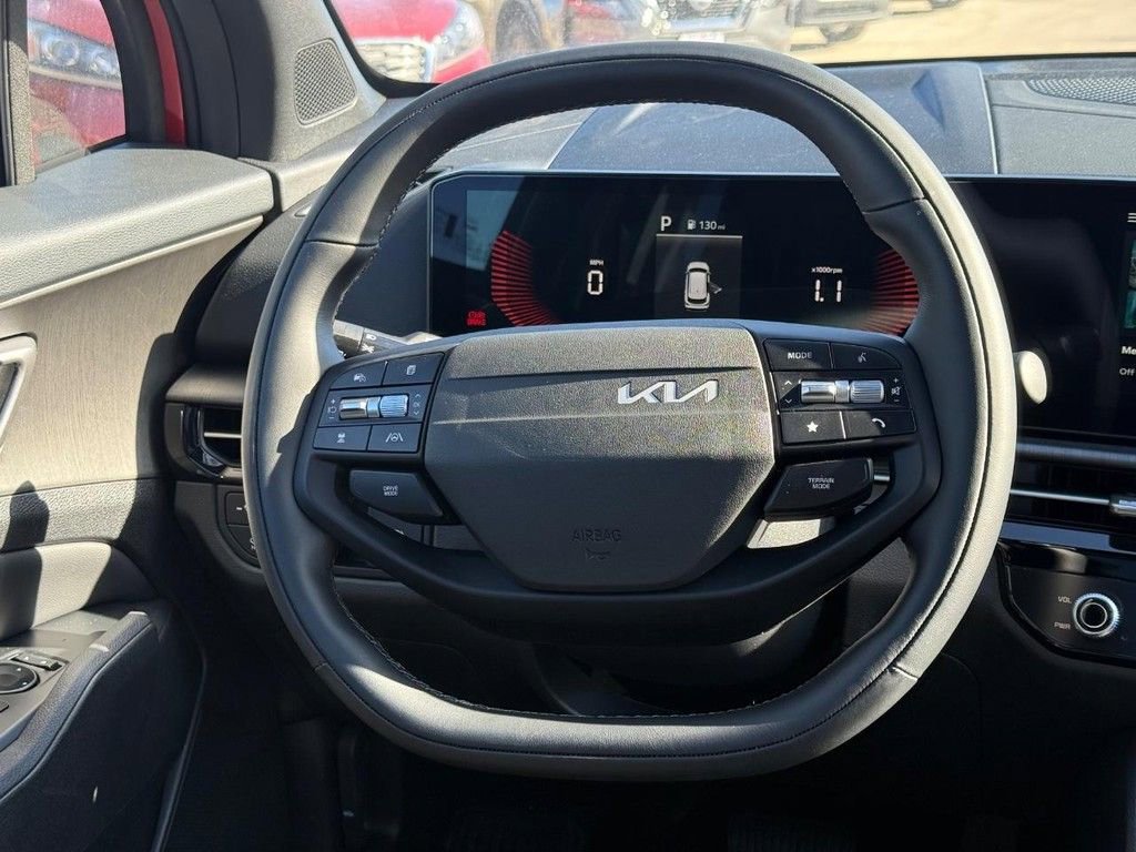 New 2026 Kia Sportage X-Line w/ X-Line Premium Package image 8