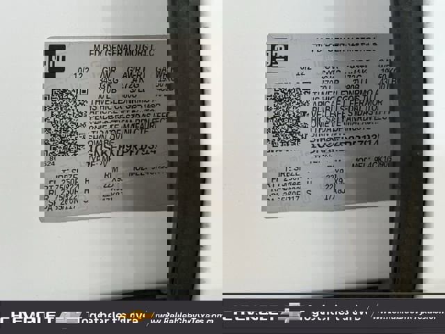 Used 2023 Chevrolet Suburban RST AWD/4WD image 40