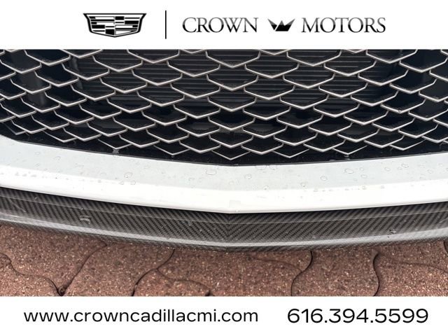 New 2026 Cadillac CT5 V Blackwing w/ Carbon Fiber 2 Package image 3