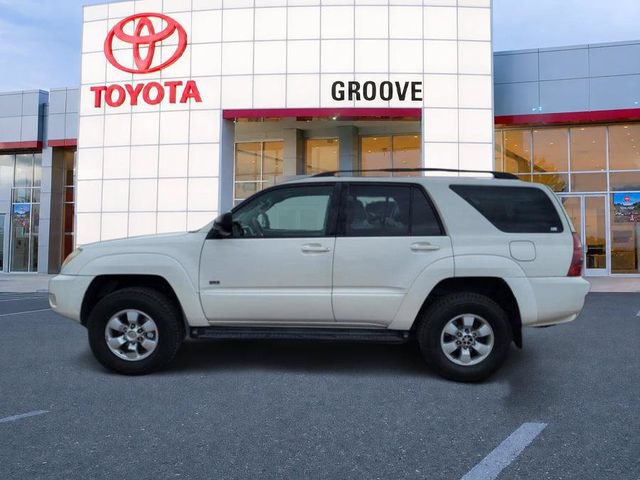 Used 2004 Toyota 4Runner SR5 RWD image 2
