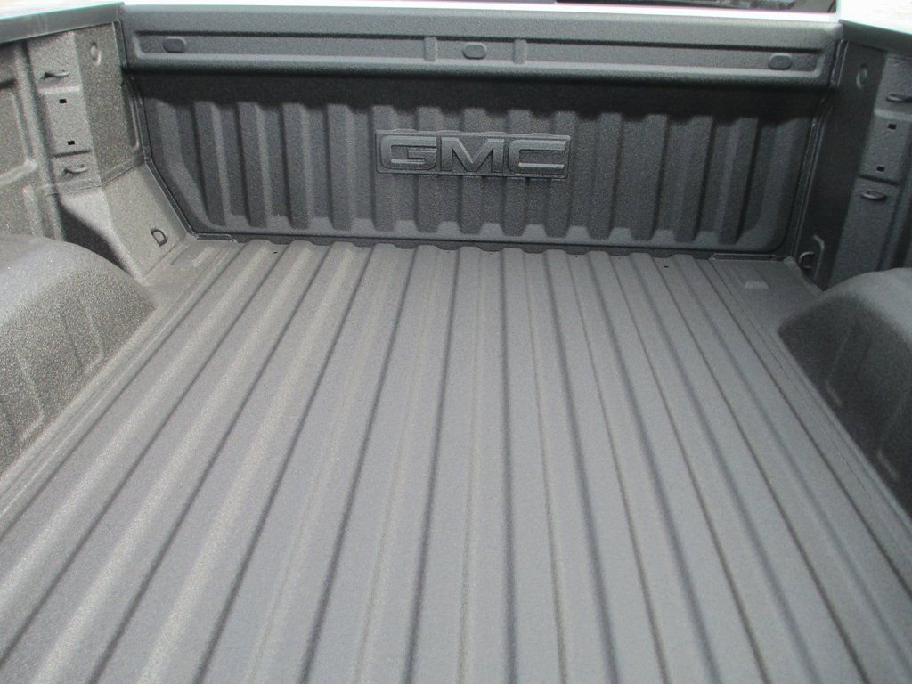 New 2026 GMC Sierra 1500 SLT w/ SLT Premium Plus Package image 6