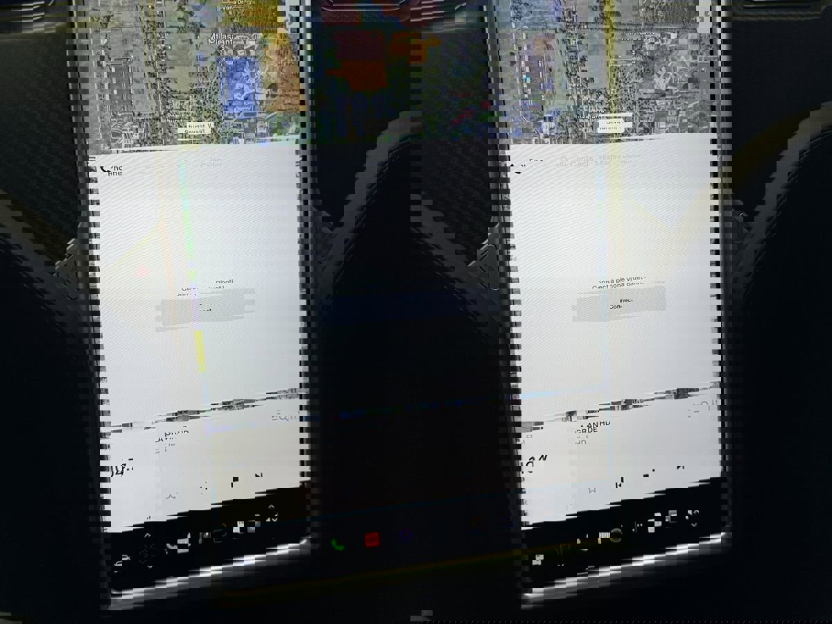 Used 2017 Tesla Model S 75D image 40