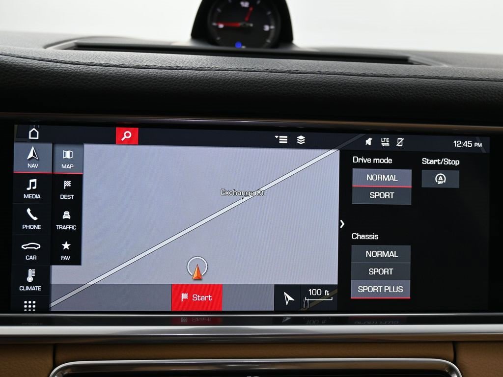 Used 2018 Porsche Panamera 4S image 20