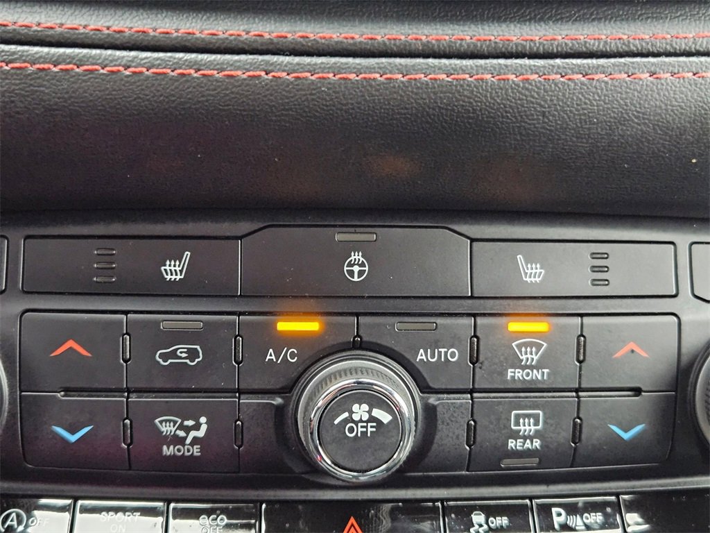 Used 2023 Dodge Durango GT image 32