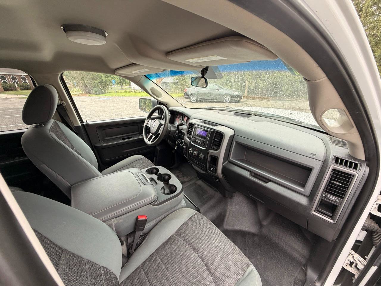 Used 2014 RAM 1500 4x4 Crew Cab image 18