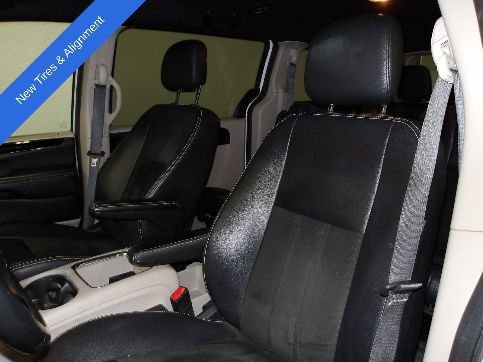Used 2019 Dodge Grand Caravan SXT FWD image 8
