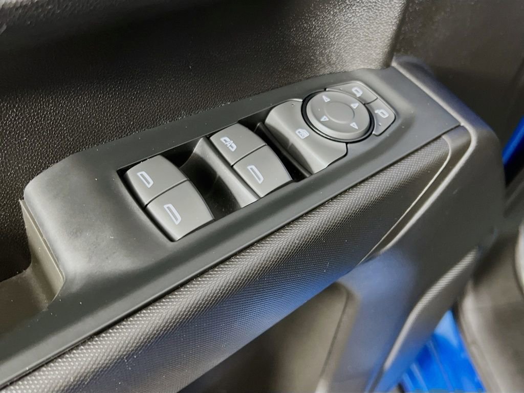 Used 2023 Chevrolet Silverado 1500 Custom image 30