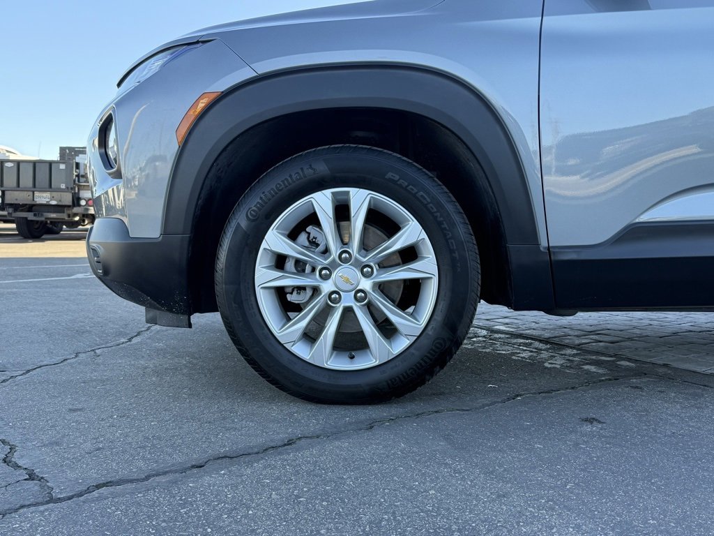 Used 2023 Chevrolet TrailBlazer LS image 4