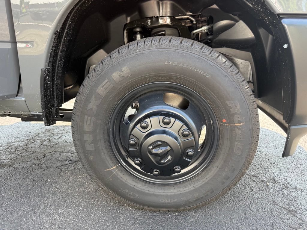 New 2026 RAM 3500 Tradesman AWD/4WD image 38
