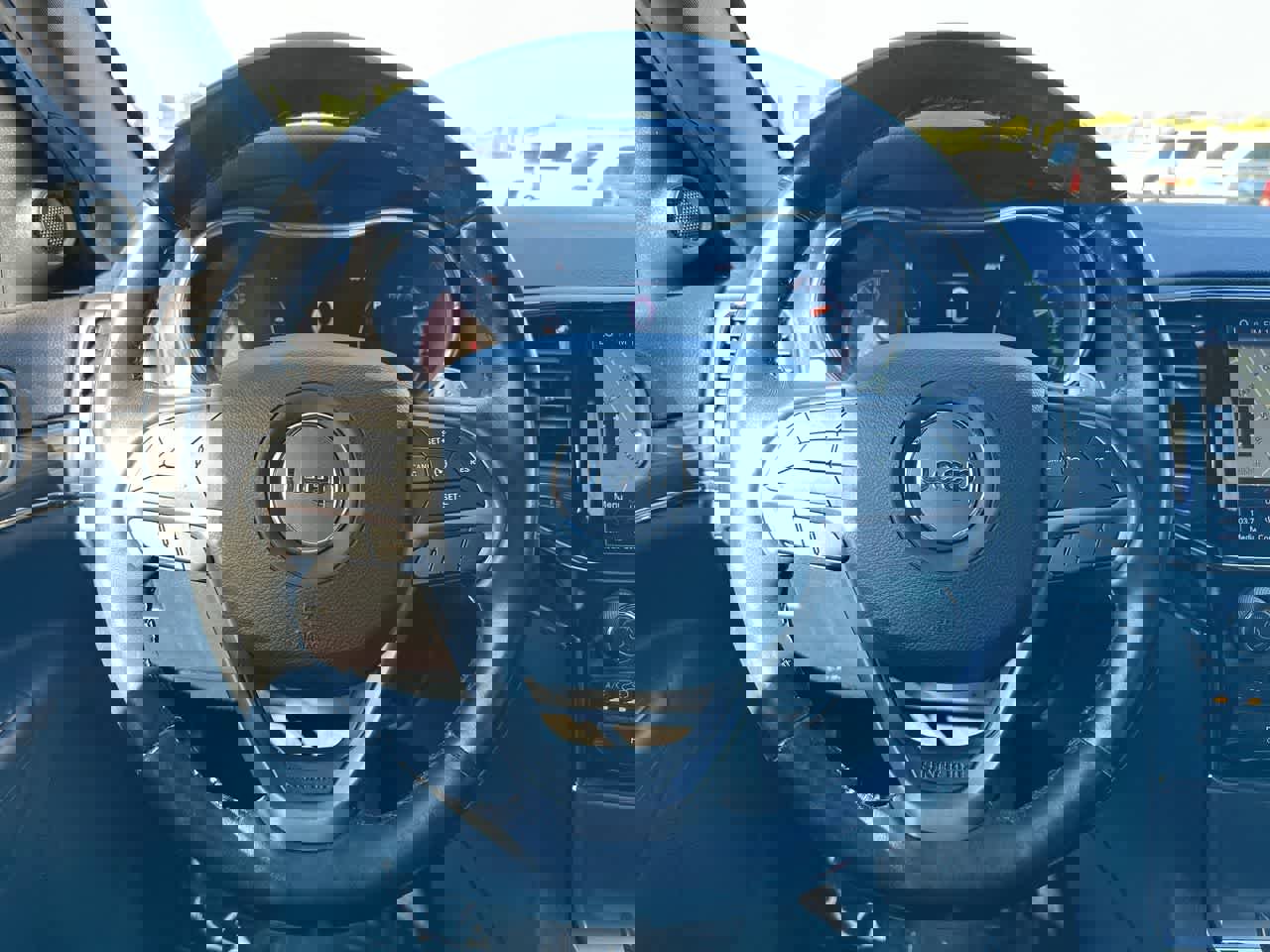 Used 2019 Jeep Grand Cherokee Limited X image 27