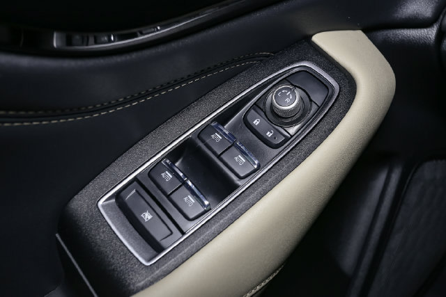 Used 2025 Subaru Outback Limited AWD/4WD image 40