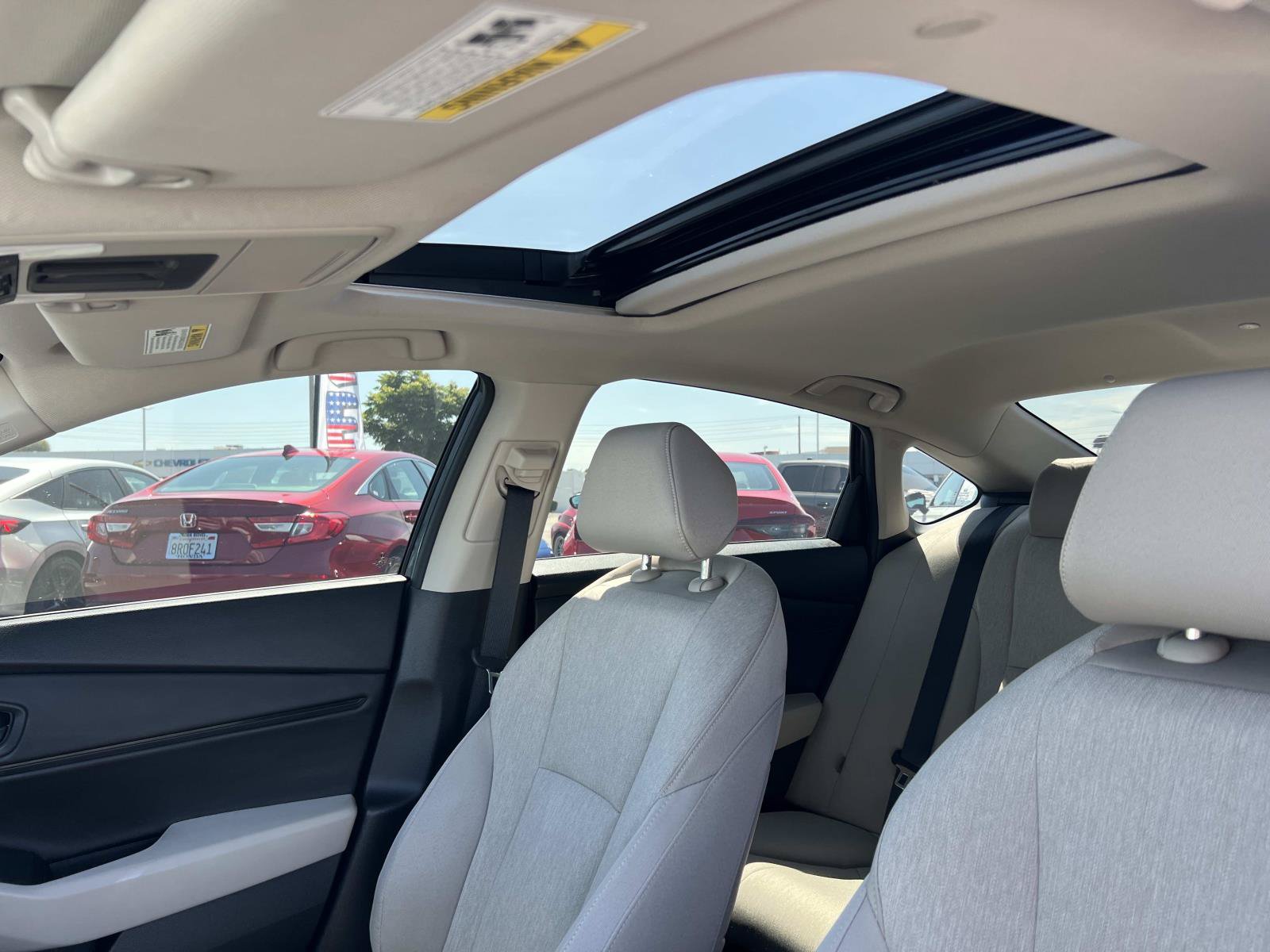 Certified 2025 Honda Accord SE image 18