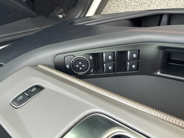 Used 2025 Ford Explorer Active w/ Active Comfort Package RWD image 25