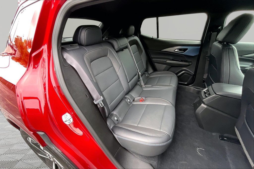 Used 2024 Chevrolet Equinox EV LT FWD image 28