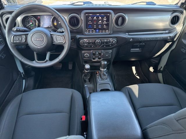 Used 2023 Jeep Wrangler Unlimited w/ Cold Weather Group AWD/4WD image 5