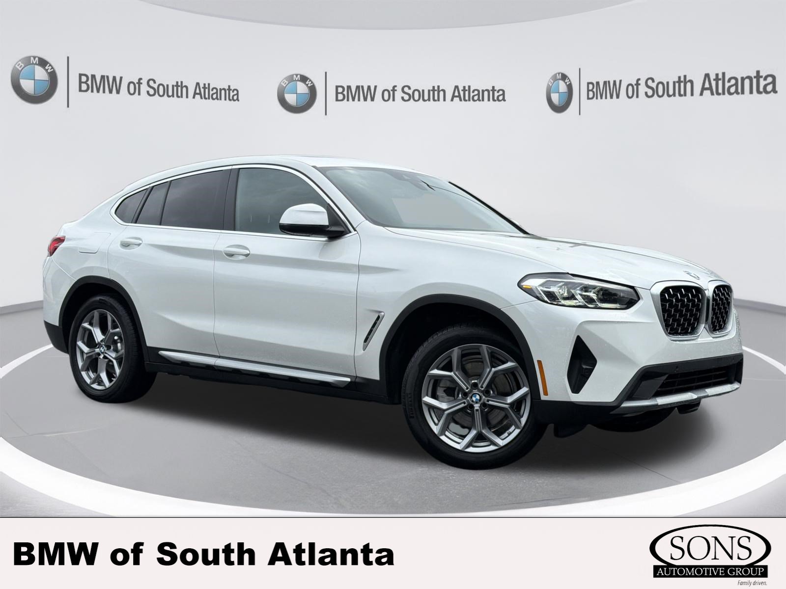Certified 2025 BMW X4 xDrive30i w/ Premium Package AWD/4WD image 1