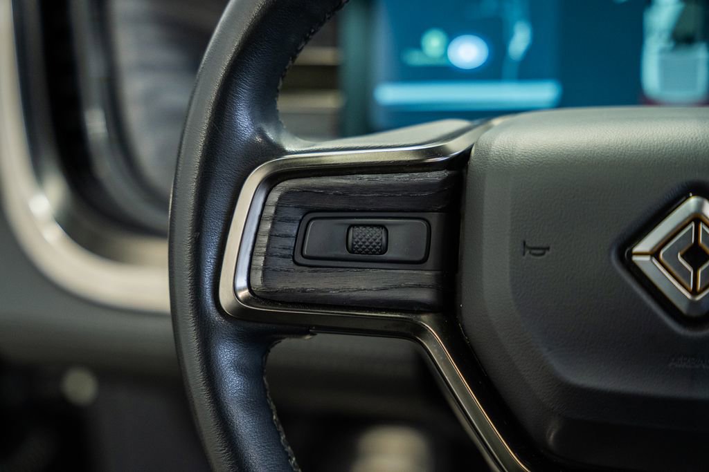 Used 2022 Rivian R1T Adventure image 23
