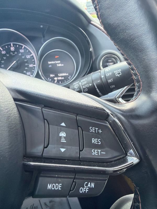 Used 2016 MAZDA CX-9 Signature AWD/4WD image 18
