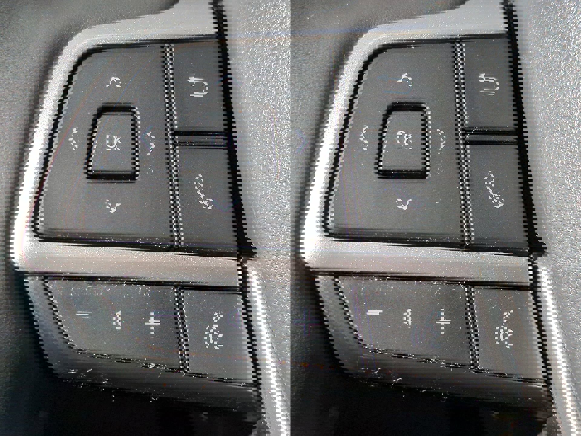 Used 2022 Toyota Highlander XLE image 24