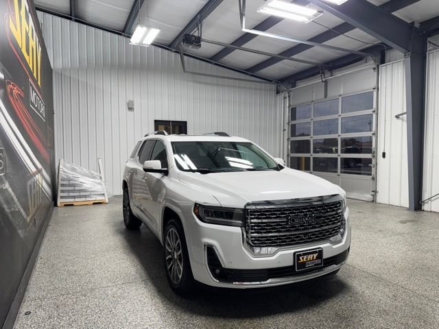 Used 2021 GMC Acadia Denali w/ Denali Technology Package FWD image 19