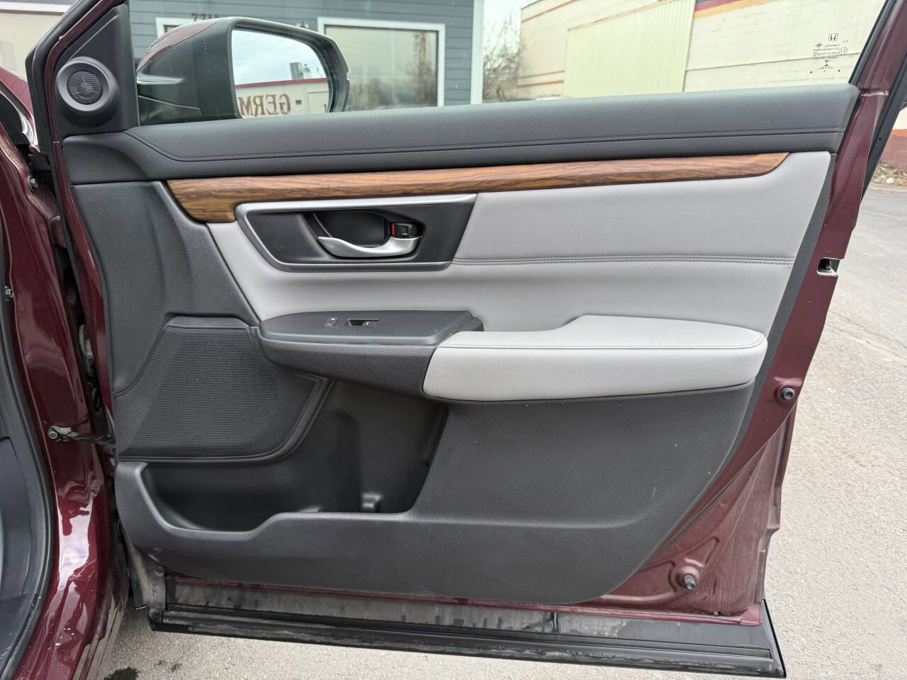 Used 2017 Honda CR-V EX-L image 24
