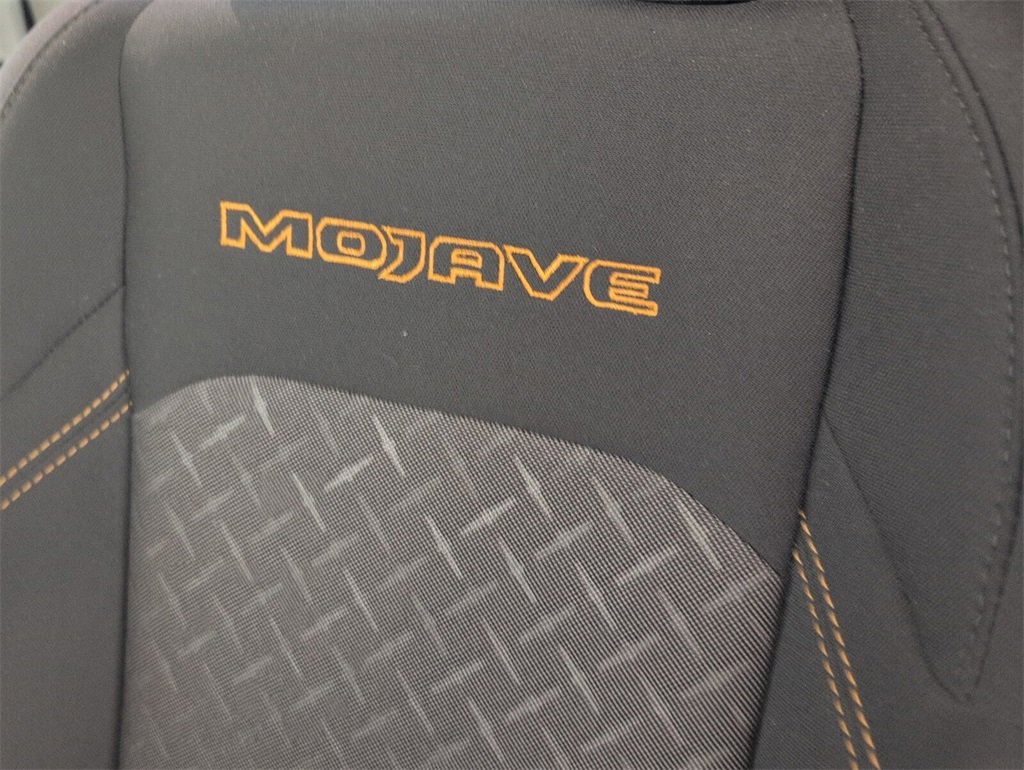 Certified 2024 Jeep Gladiator Mojave w/ Technology Group image 21