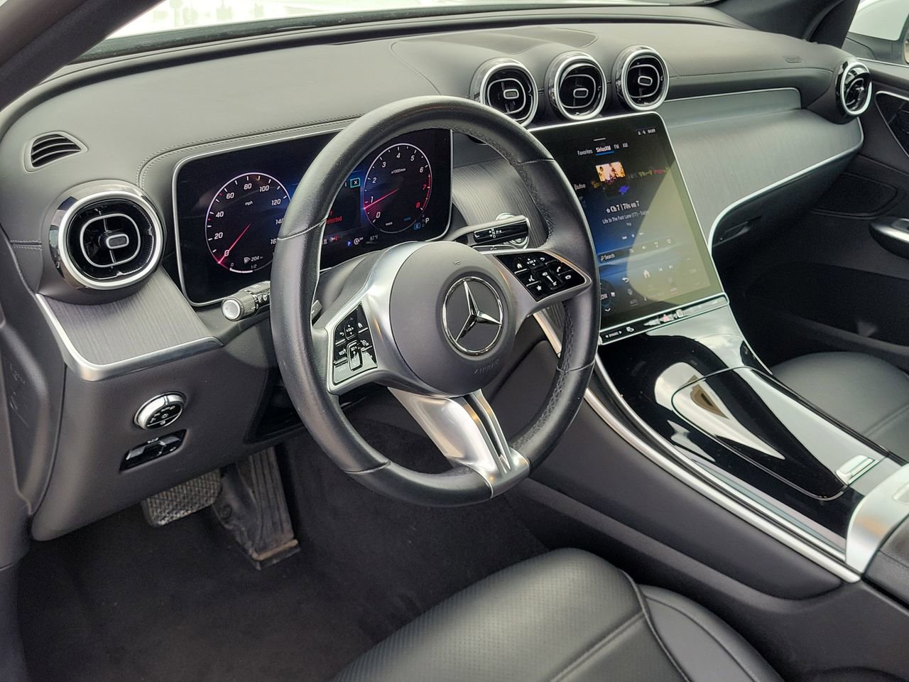 Certified 2024 Mercedes-Benz GLC 300 image 19