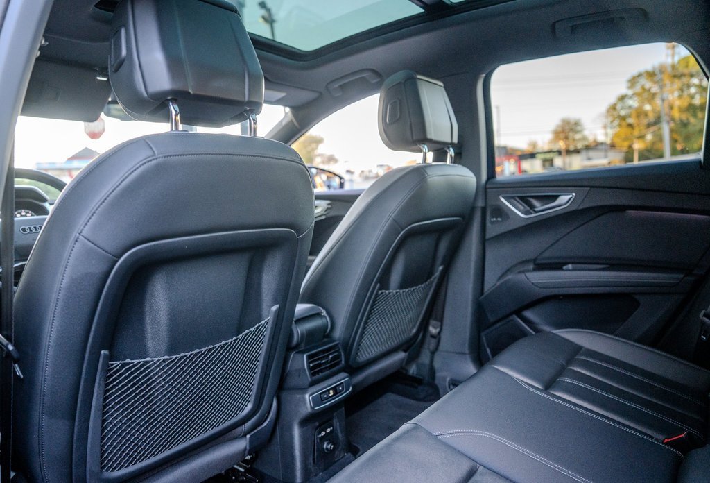 Used 2023 Audi Q4 e-tron Premium Plus w/ Premium Plus image 20