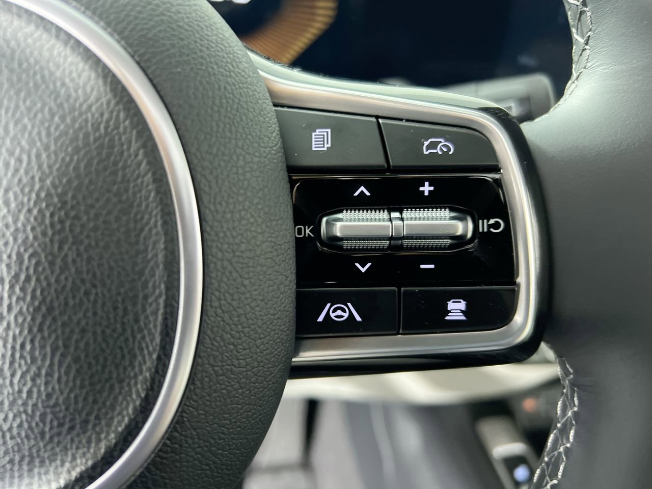 New 2026 Kia Sorento EX image 19