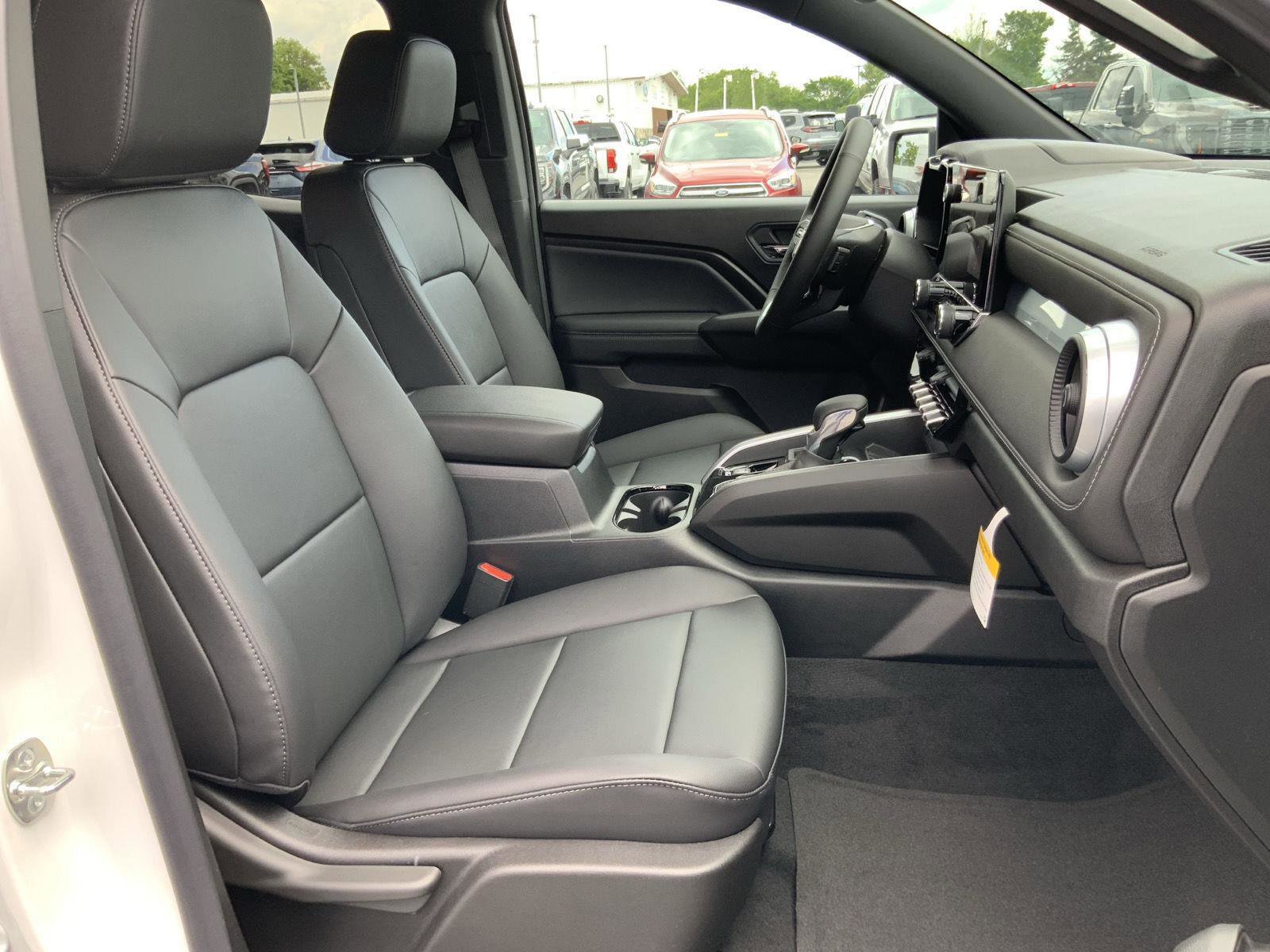 New 2026 Chevrolet Colorado LT w/ LT Convenience Package RWD image 60