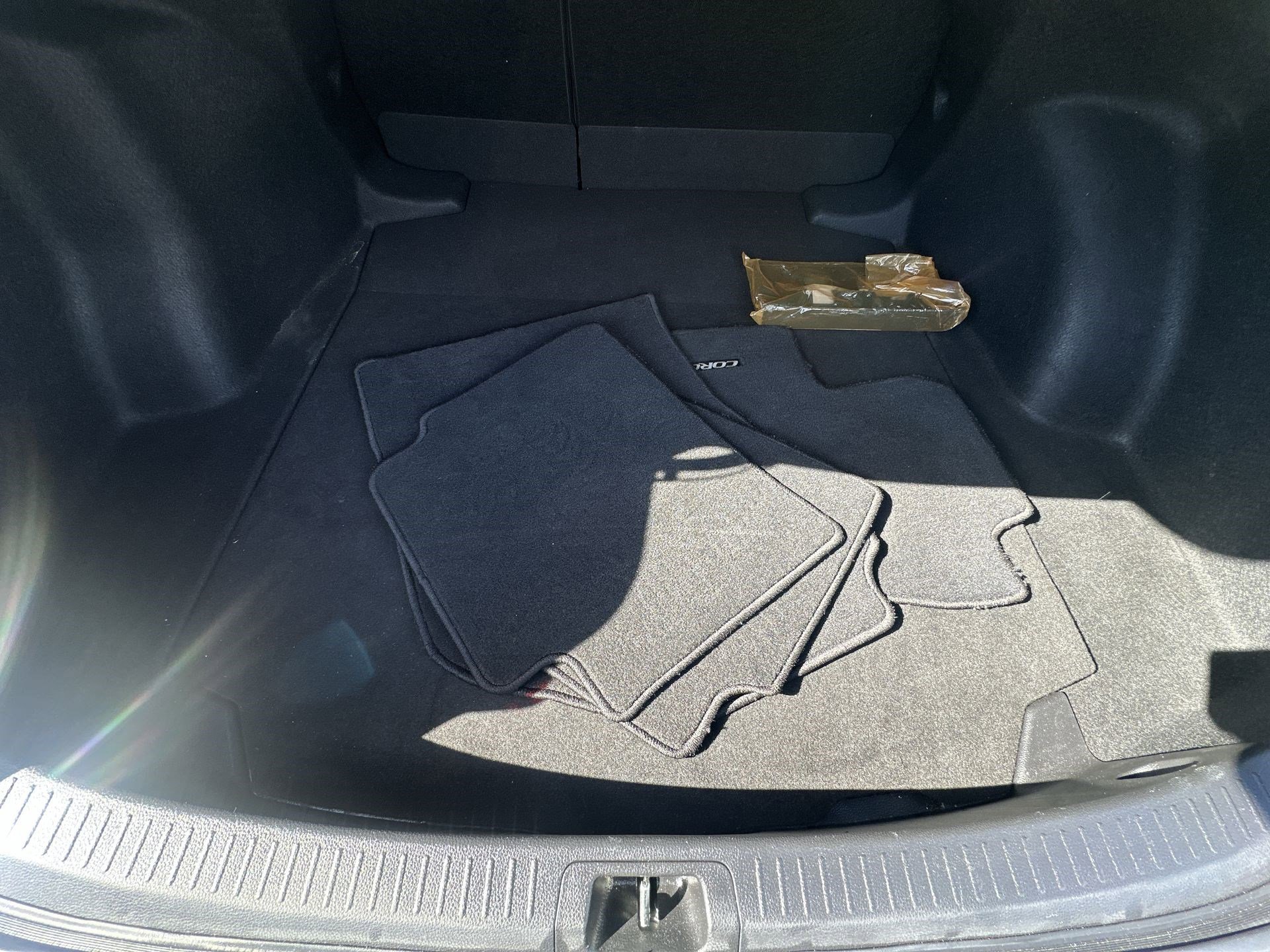 Used 2020 Toyota Corolla LE image 21