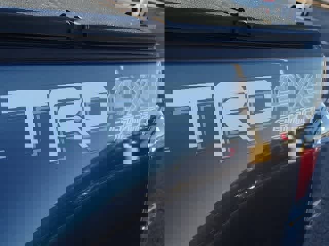 Used 2021 Toyota Tacoma TRD Sport image 39