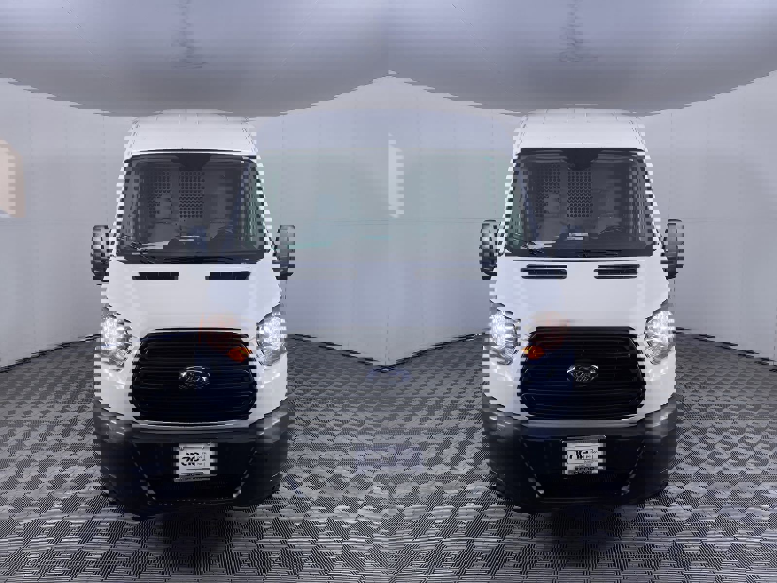 Used 2019 Ford Transit 250 130 Medium Roof image 26