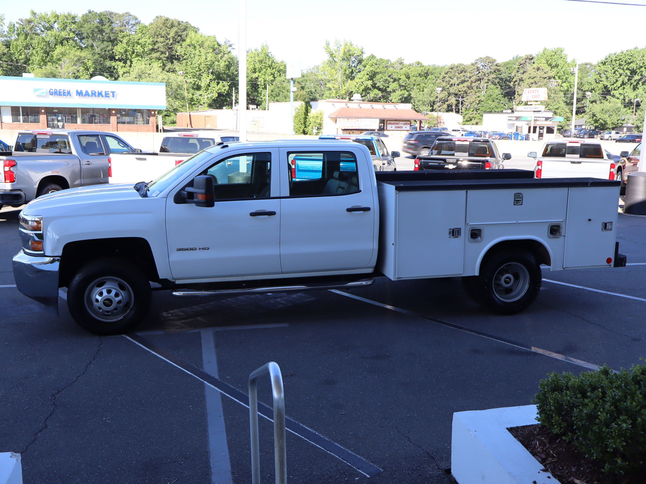 Used 2016 Chevrolet Silverado 3500 W/T w/ WT Convenience Package RWD image 8