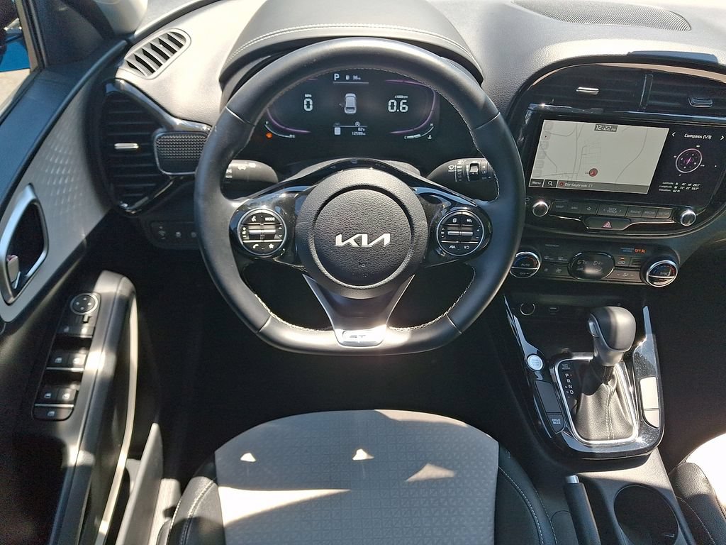 Used 2023 Kia Soul GT-Line FWD image 12
