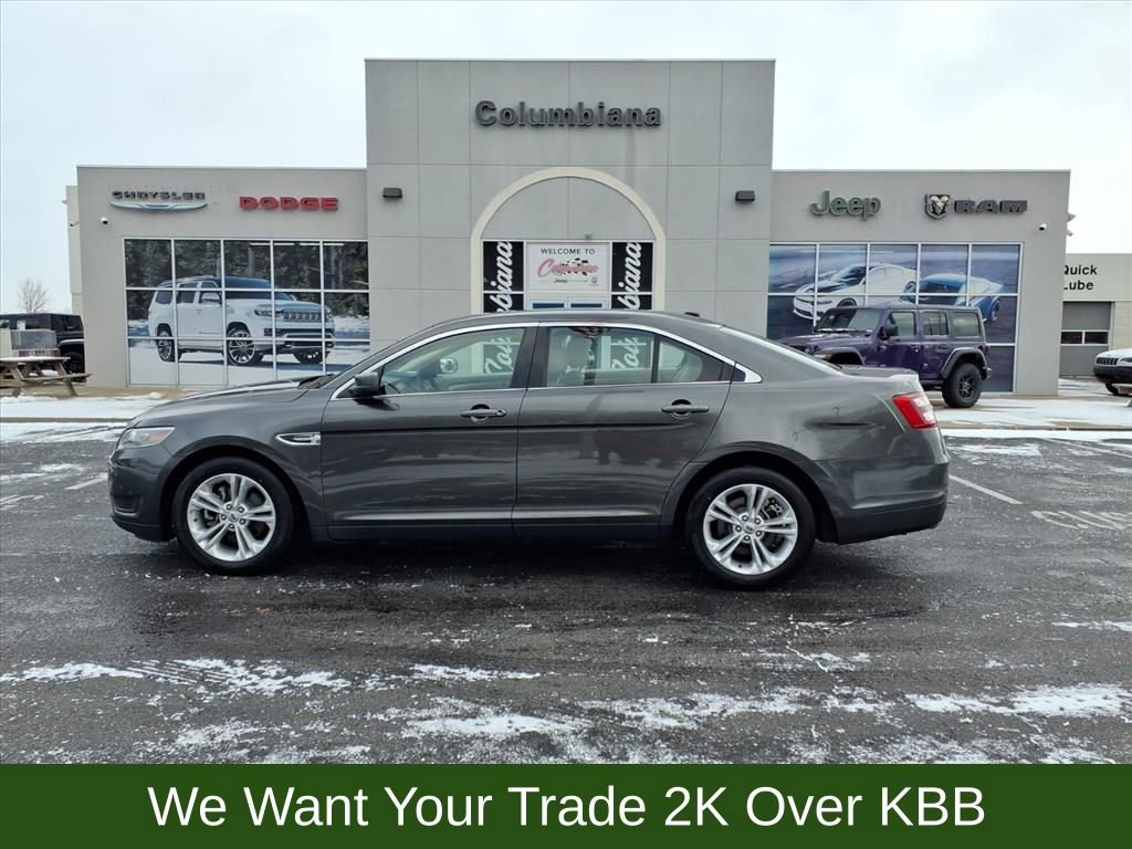 Used 2018 Ford Taurus SE image 1