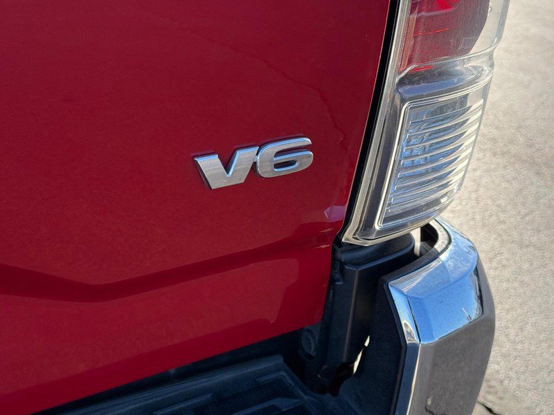 Certified 2023 Toyota Tacoma TRD Off-Road image 6