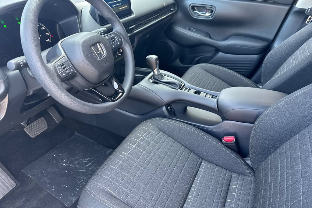 New 2026 Honda HR-V LX image 10