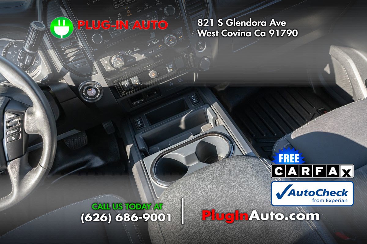 Used 2023 Nissan Titan SV w/ SV Convenience Package image 18