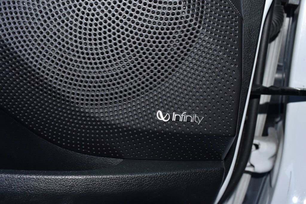 Used 2020 Hyundai Veloster N w/ Performance Package image 40