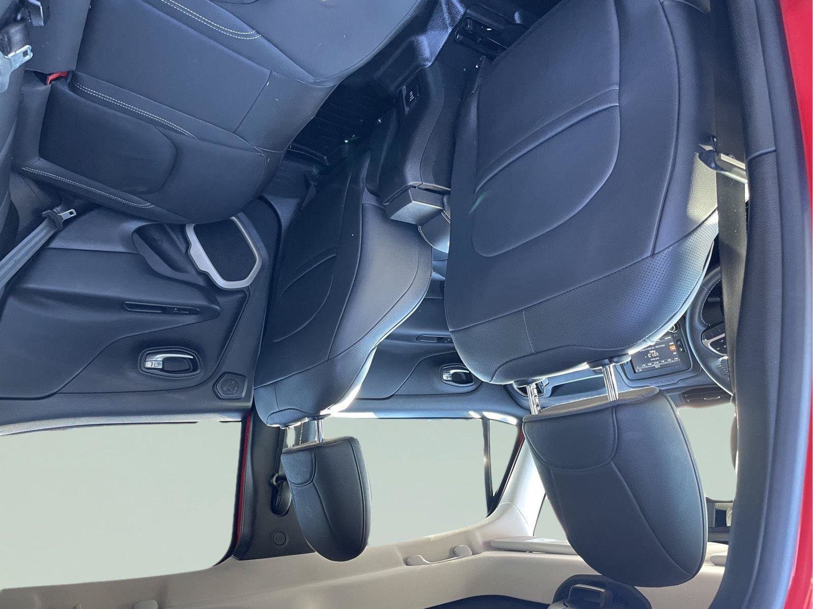 Used 2015 Jeep Renegade Limited AWD/4WD image 16