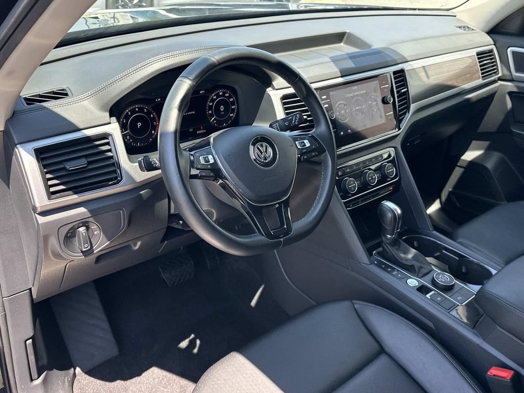Used 2019 Volkswagen Atlas SEL AWD/4WD image 2