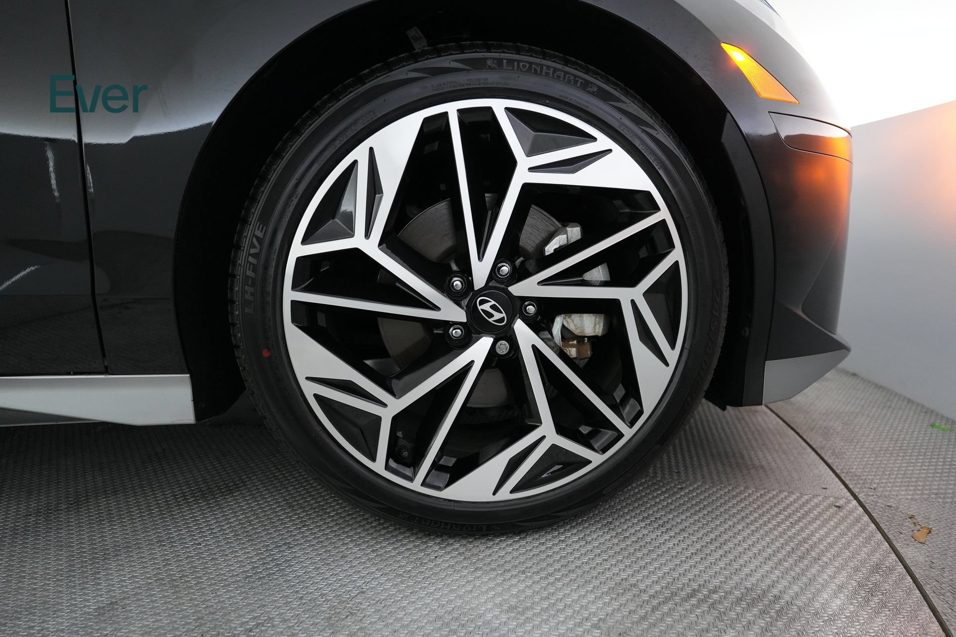 Used 2024 Hyundai Ioniq 6 SEL RWD image 20