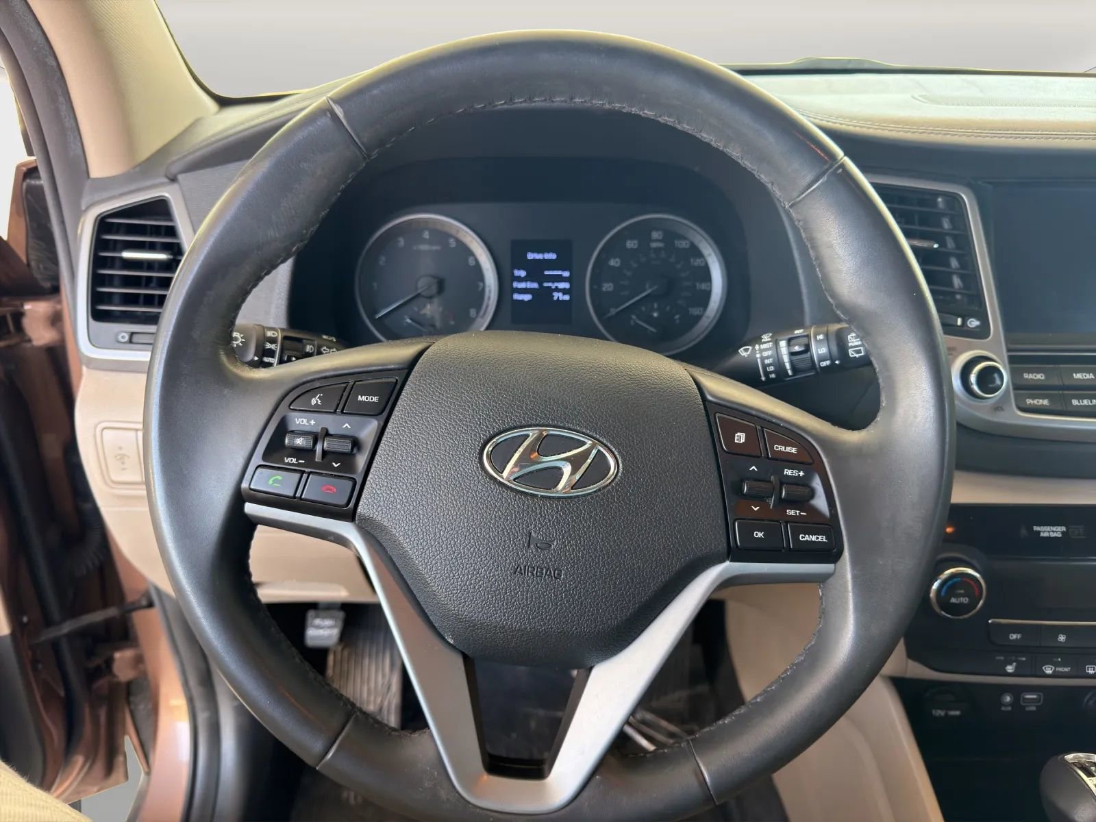 Used 2016 Hyundai Tucson Limited FWD image 9