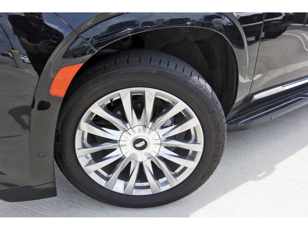 Used 2023 Cadillac Escalade ESV Premium Luxury RWD image 33