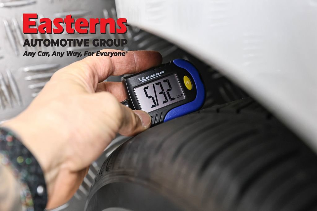 Used 2023 Tesla Model 3 Standard Range image 22