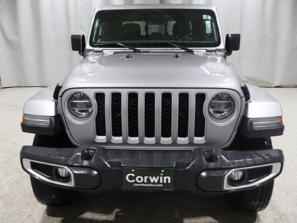Certified 2020 Jeep Gladiator Overland AWD/4WD image 9