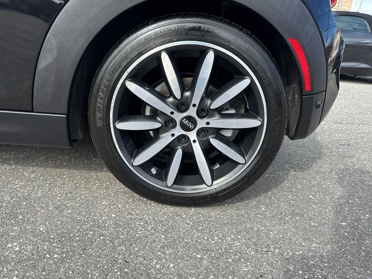 Used 2016 MINI Cooper S image 15