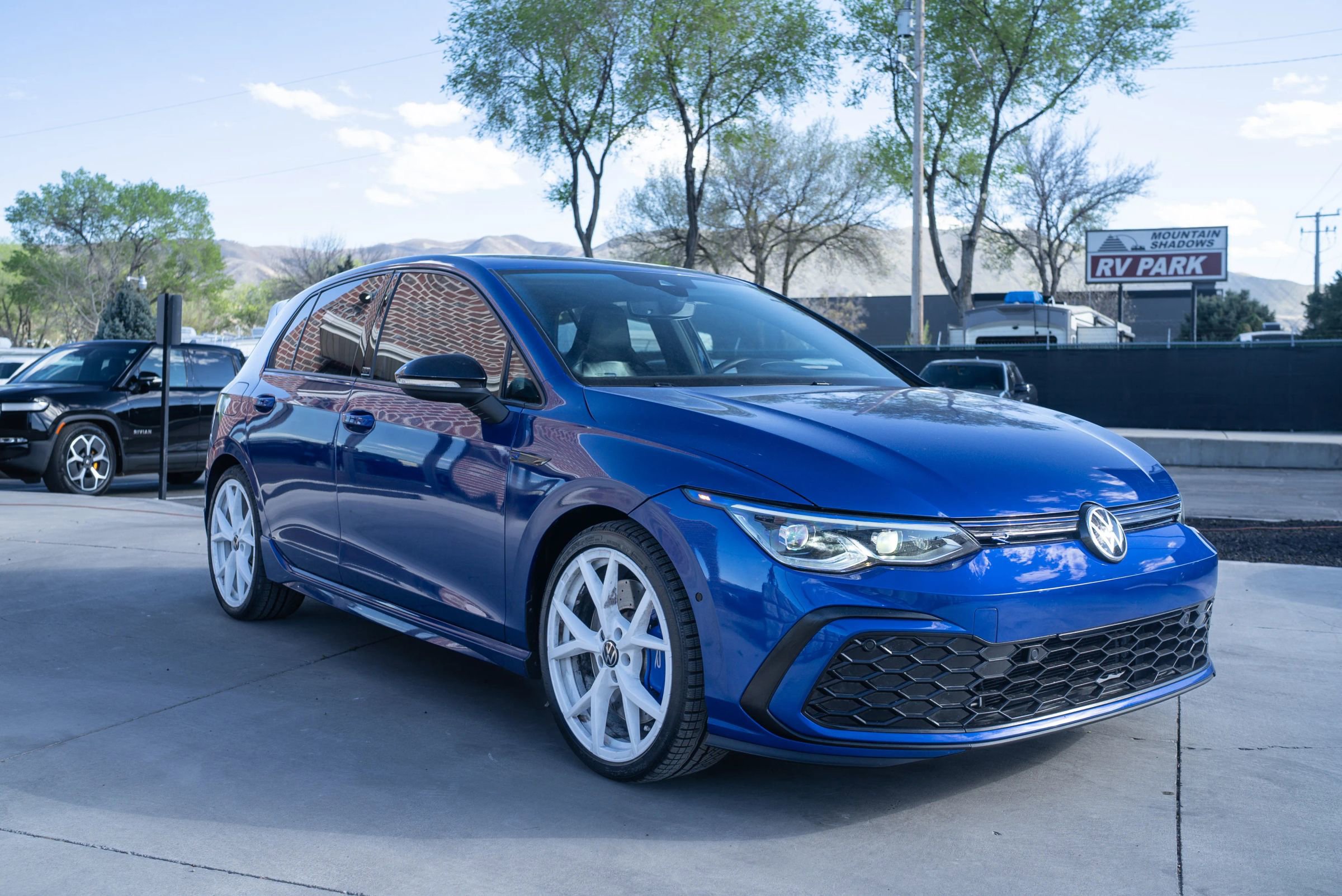 Used 2023 Volkswagen Golf 20th Anniversary Edition image 8